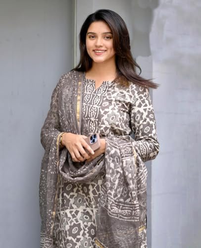 Women's Printed Straight Kurta and Pant with Dupatta Set - Image 2