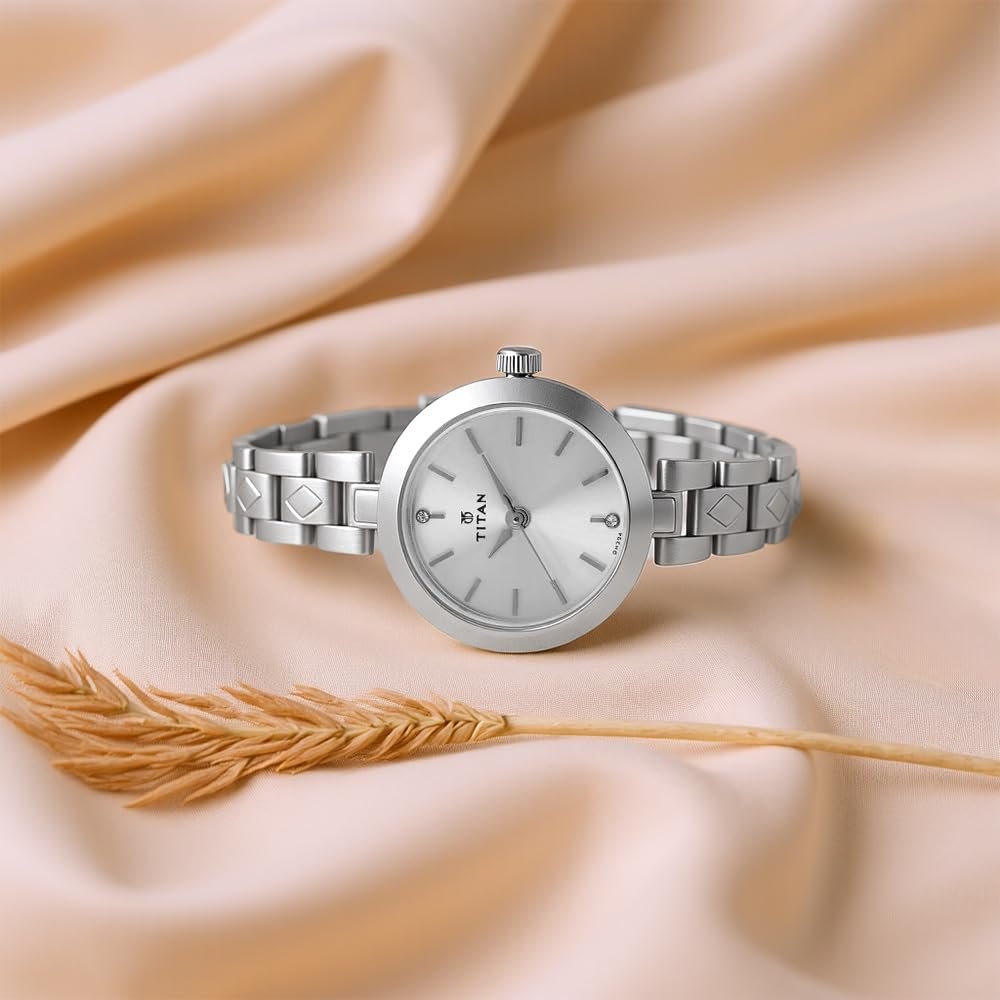 Analog Silver Dial Women's Watch -NM2598SM01 / NL2598SM01 - Image 3